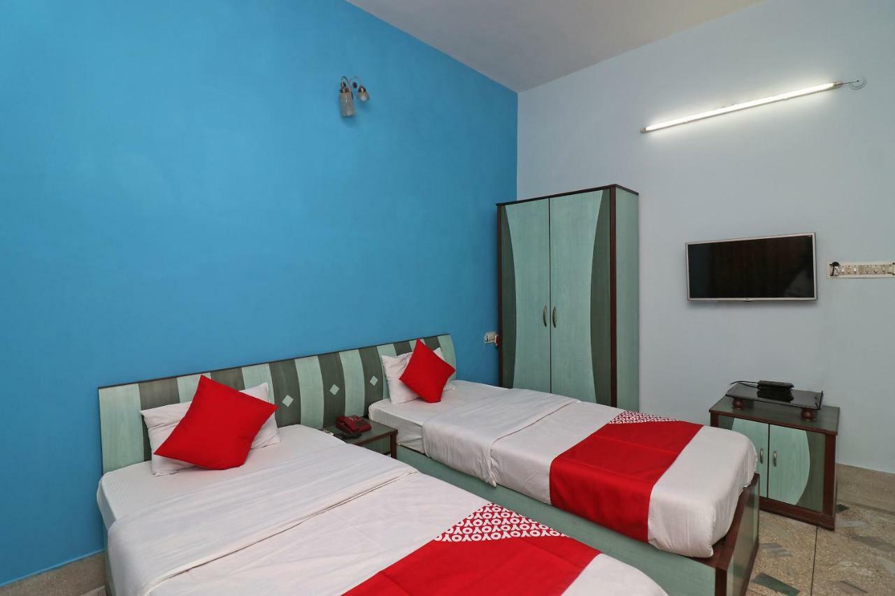 Oyo 37989 Hotel Debarshi Bānkura Exterior foto