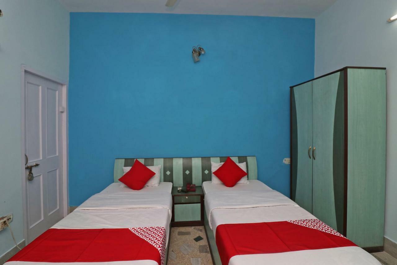 Oyo 37989 Hotel Debarshi Bānkura Exterior foto