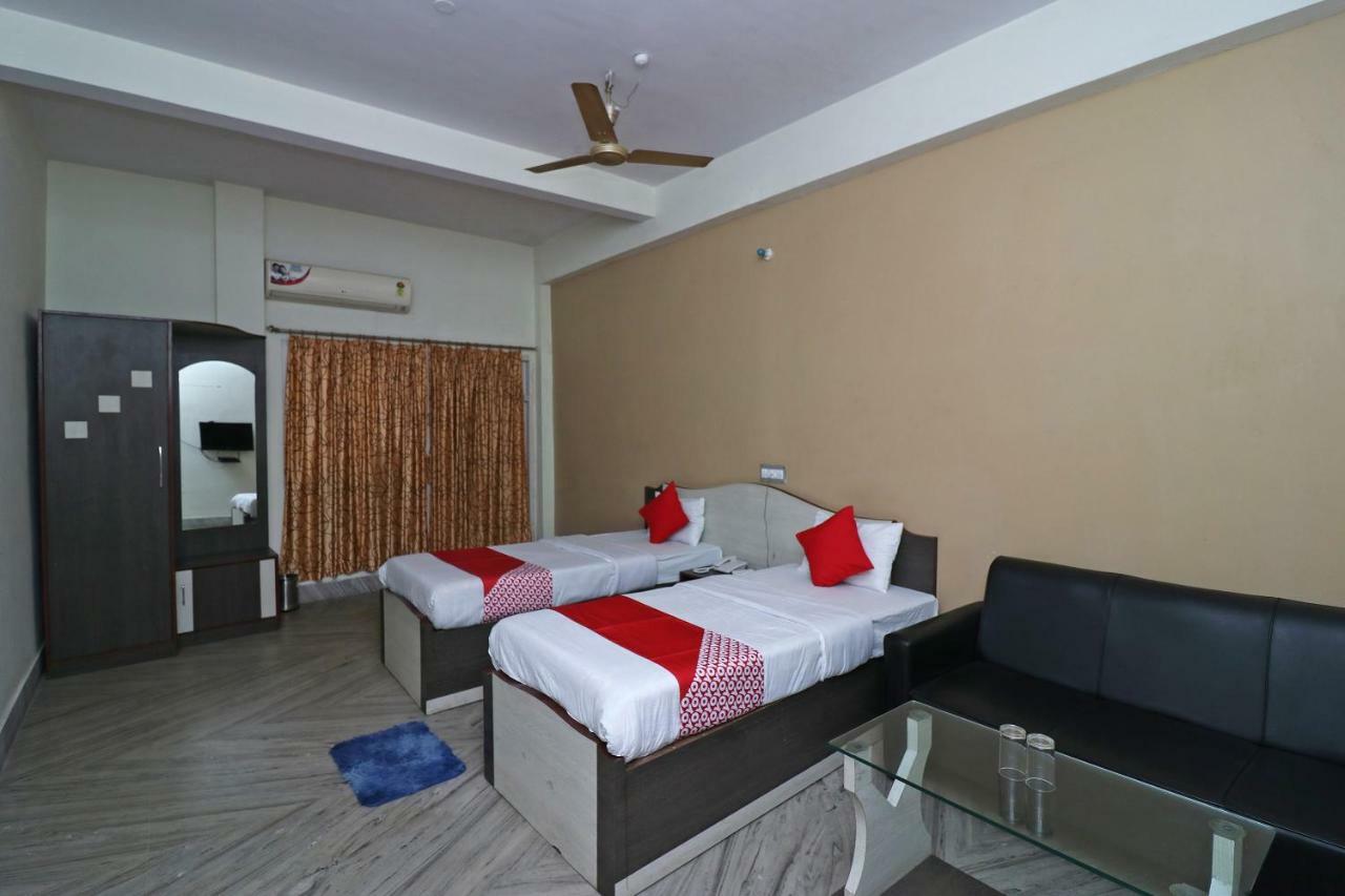 Oyo 37989 Hotel Debarshi Bānkura Zimmer foto