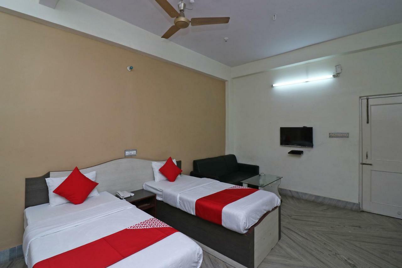 Oyo 37989 Hotel Debarshi Bānkura Zimmer foto